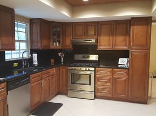 9041 NW 21st Mnr, Sunrise, FL 33322