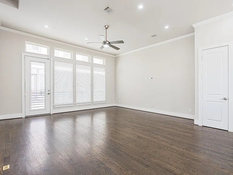 5813 Petty St #C — Photo 13