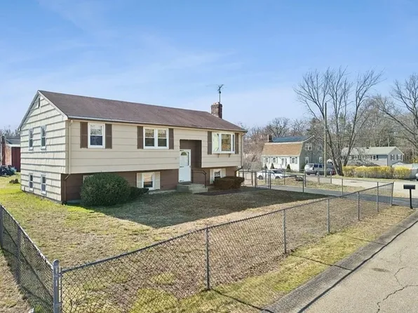 59 Pomona Dr, Brockton, MA 02302