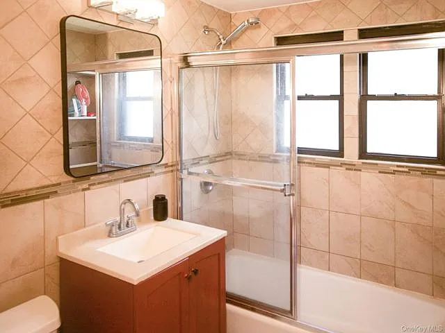 1 bed, 1.0 bath, 700 sqft, $2,600 — Photo 3