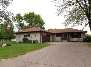 519 SW 4th St, Ogden, IA 50212