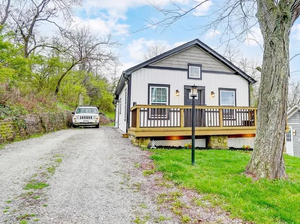 393 Clark St, Batavia, OH 45103