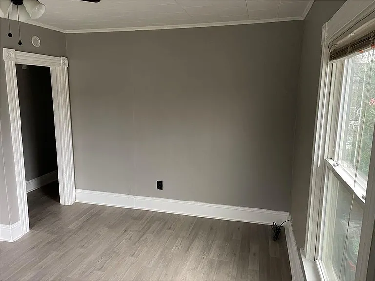 311 Linden St #1 — Photo 8