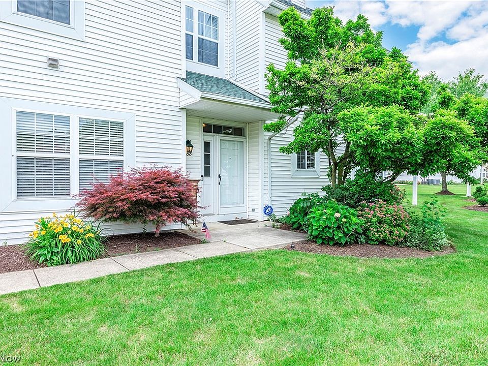 1st image of 366 Vista Cir