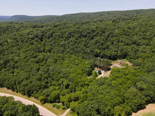 E13584 COUNTY ROAD DL, Merrimac, WI 53561