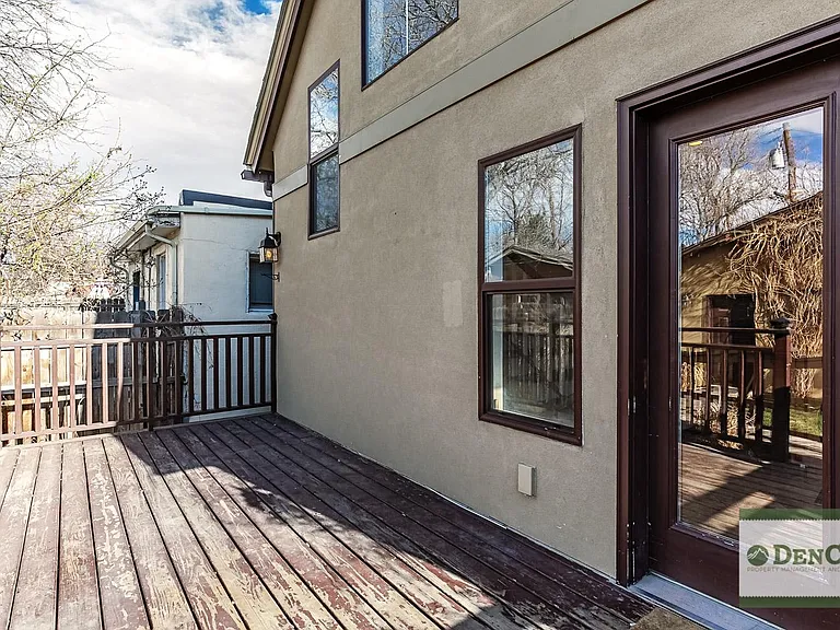 167 W Archer Pl — Photo 18