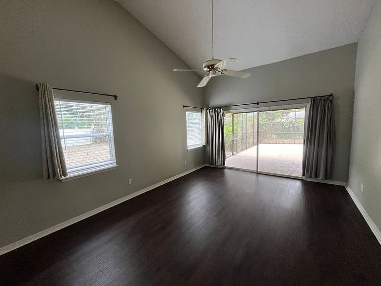 3801 Donna Lynn Ln — Photo 26