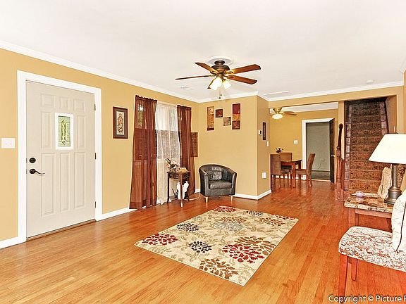 2nd image of 603 Woodland Ave