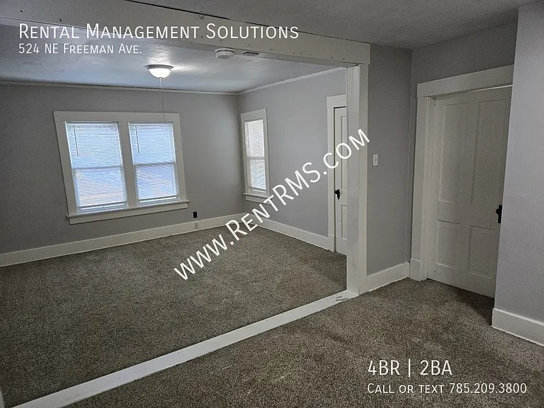 524 NE Freeman Ave — Photo 20