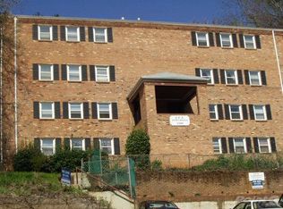 1709 Jefferson Park Ave APT 4, Charlottesville, VA 22903
