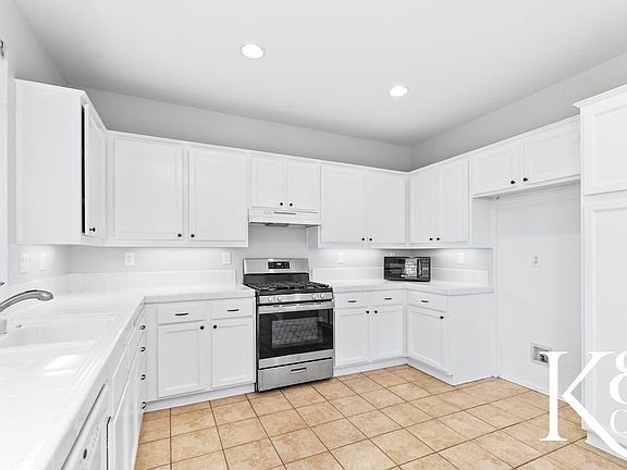4th image of 549 Avenida Magdalena