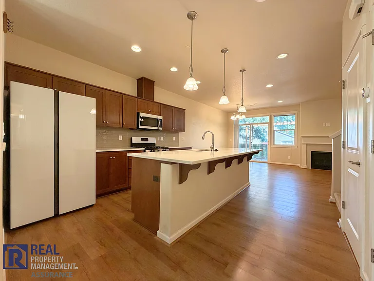7951 NE Caitlin St — Photo 5