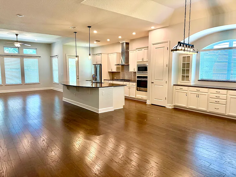 55 Palisade Dr — Photo 6