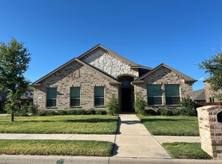 3222 Burgundy Ln, Midlothian, TX 76065