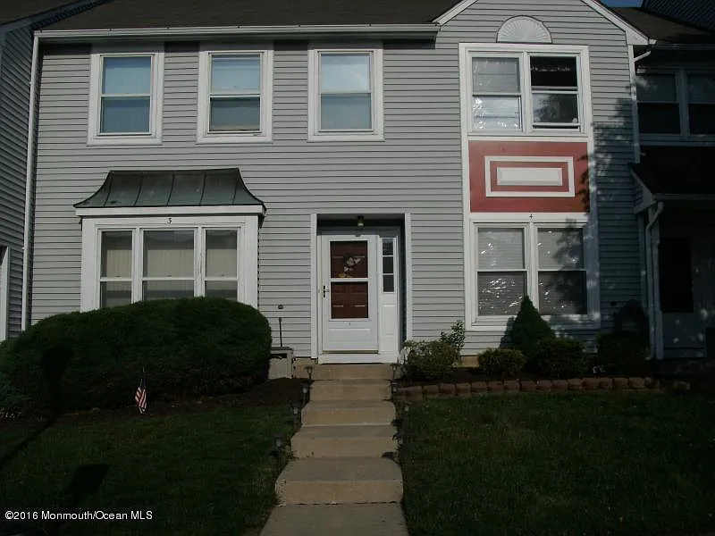 3 Concord Sq photo 1