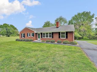 6915 Tinkerdale Rd, Roanoke, VA 24019