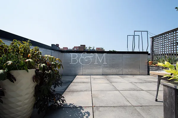 Rented by Brick&Mortar | media 19