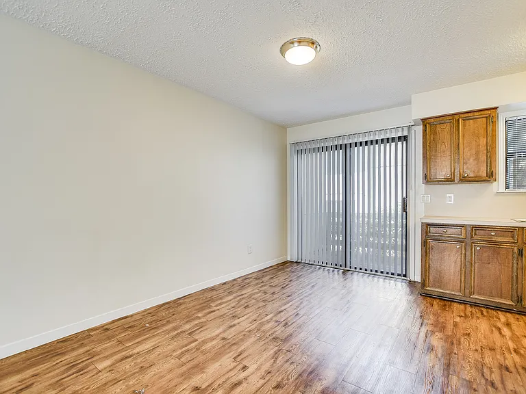 Windmill Townhomes — Photo 31