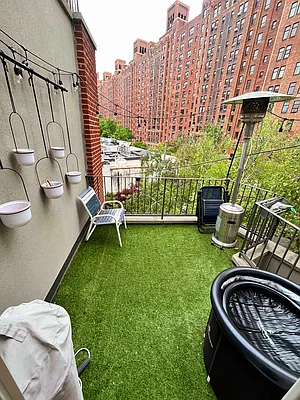 Rented by Point NYC | media 1