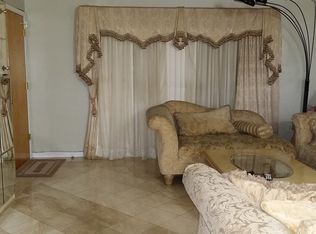 136 70th St, Guttenberg, NJ 07093