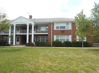 2000 Parkside Dr APT B1, Park Ridge, IL 60068