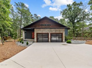 3 Whisper Lake Dr, Whispering Pines, NC 28327