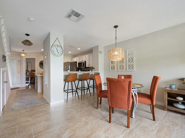 2465 Saint Augustine Blvd — Photo 8
