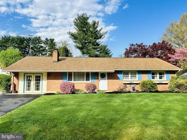 9720 Fernwood Ln, Hagerstown, MD 21740