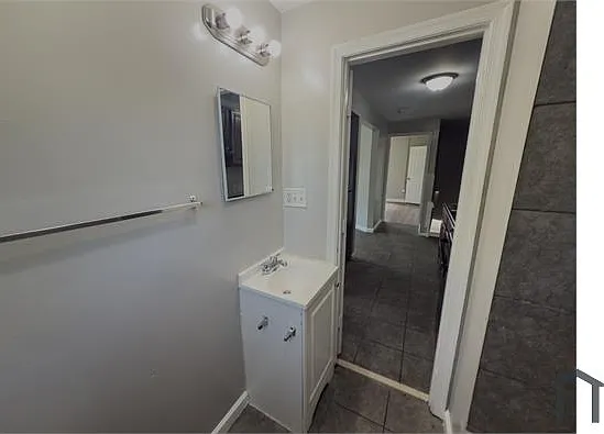 807 48th Pl NE #2 — Photo 9