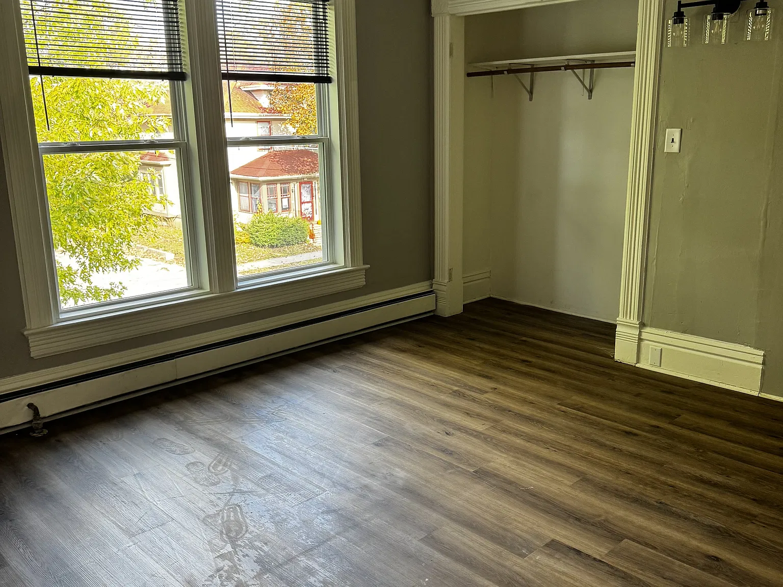 920 Jackson Street - C — Photo 2