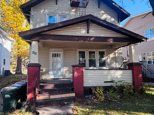 528 S Lucas St, Iowa City, IA 52240