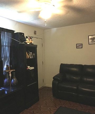 2nd image of 540 Essex St