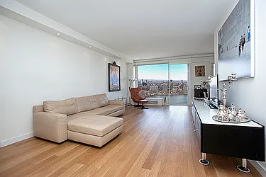 Rented by Adriana Arciello, LREB