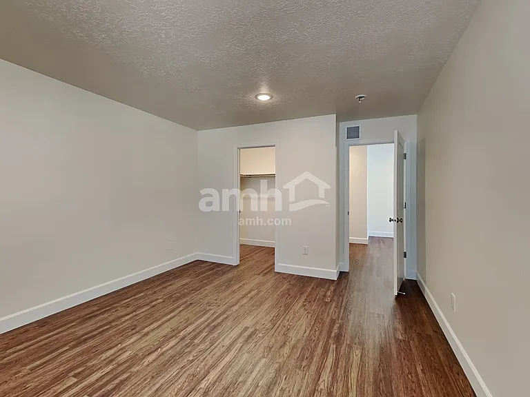 2293 E Frontier St — Photo 18