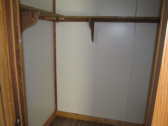 4th image of 153 County Road 505