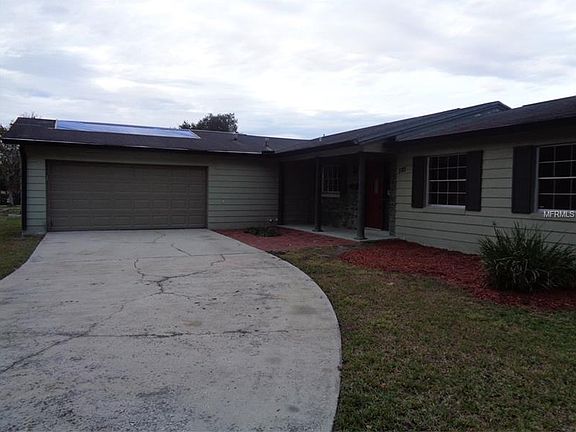 2nd image of 135 Carriage Hill Dr