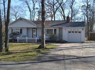 195 Allwood Ave, Central Islip, NY 11722