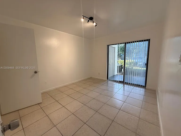 540 S Park Rd #1119 — Photo 8