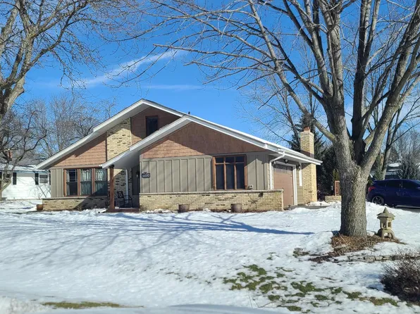 W133S6878 Bristlecone COURT, Muskego, WI 53150