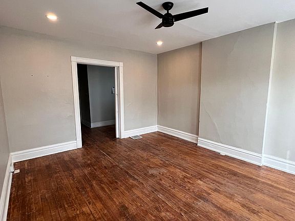 2nd image of 2921 Pennsylvania Ave Floor 1