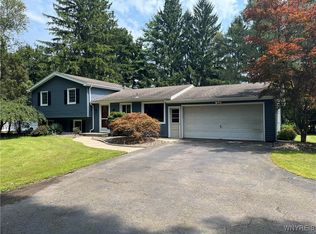 688 Marsh Rd, Pittsford, NY 14534