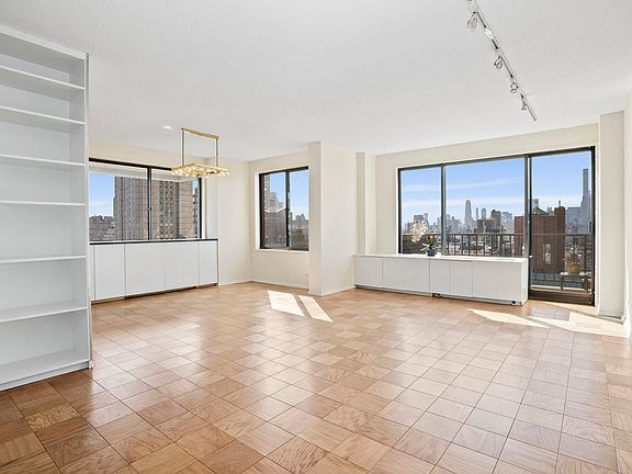 2nd image of 50 E 89th St #21E