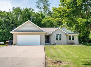 N6324 740th St, Beldenville, WI 54003