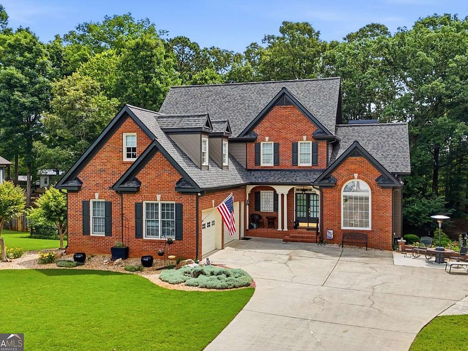 1st image of 160 Carmel Ridge Rd