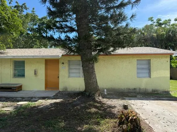 4935 Gulfstream Rd, Lake Worth, FL 33461