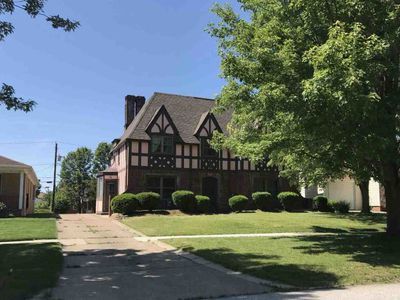 7478 Briarcliff Pkwy, Middleburg Heights, OH, 44130