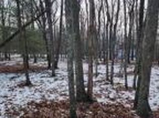 897 Pico Ln, Tafton, PA