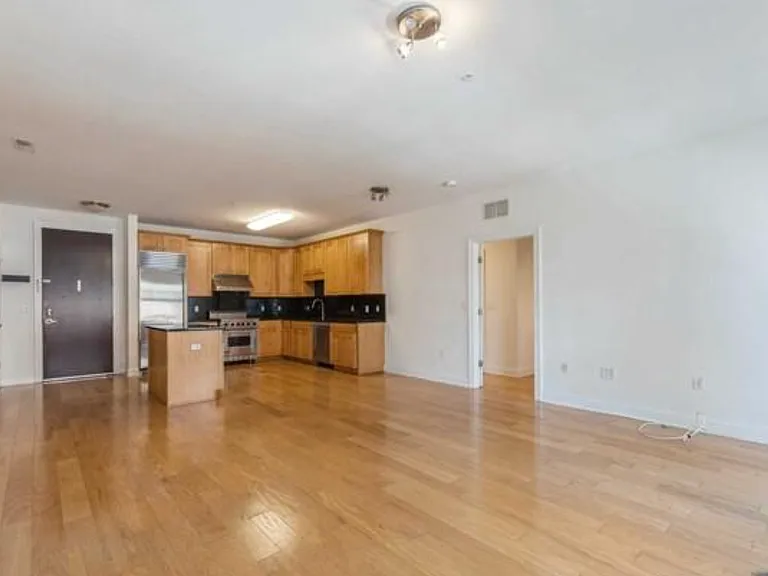 20 Port Imperial Ave #324 — Photo 9