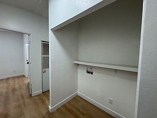 5th image of 8391 San Fernando Rd