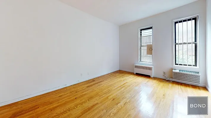 Rented by Bond New York | media 1